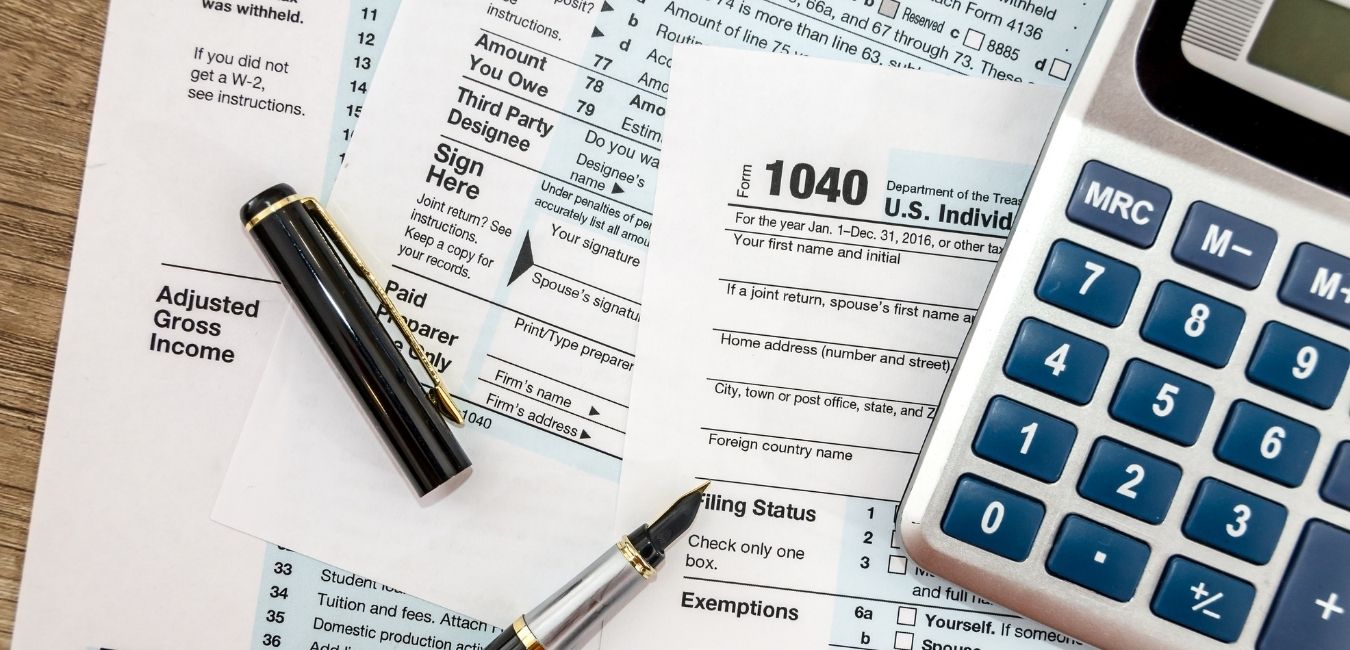 1040 tax form background