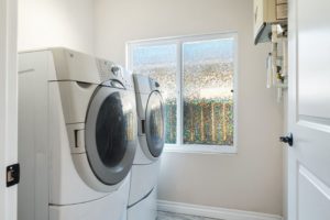 420 W. Meda Ave. Glendora, CA 91741 laundry room